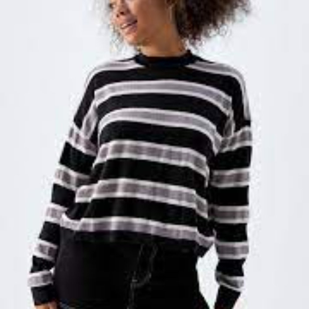 RVCA Hangout Sweater Size Small